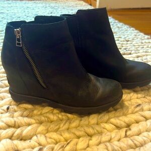 Sorel wedge Bootie